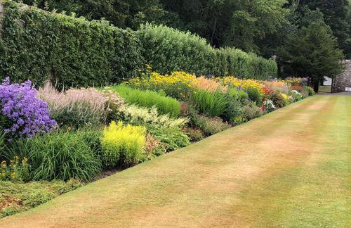 Beechgrove Cottage - Pitmedden Gardens - Photo 31