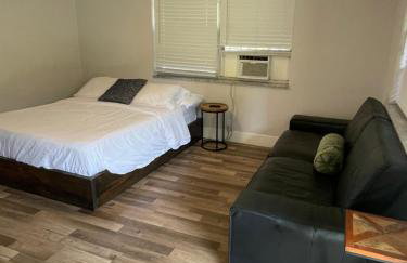 Three Bedroom Cottage in Ft Lauderdale - Foto 78