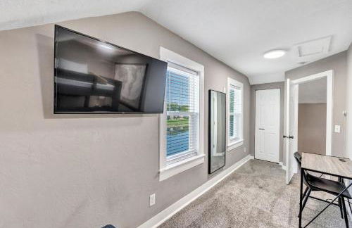 Lazy River Villa - Hottub! Fenced Yard! Fire Pit! - Foto 40