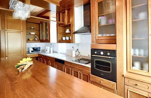 Family villa in Buje with pool and sea view - Foto 7