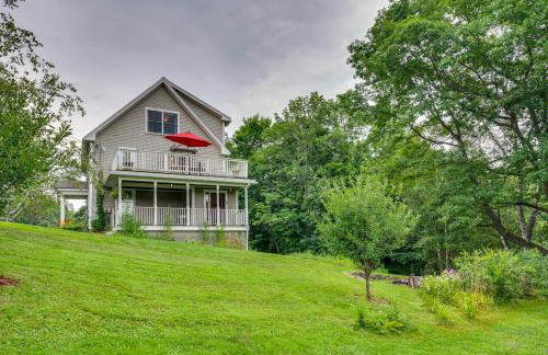 Family-Friendly Retreat in Barre 2 Spacious Decks - Photo 33