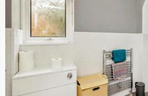 Studio Twenty One - Photo 1