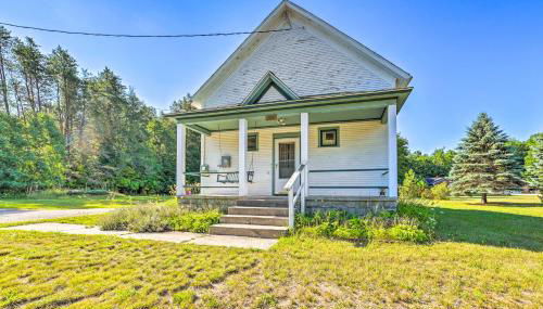 Petoskey Schoolhouse in Countryside Setting! - Foto 3