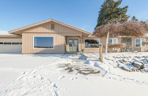 East Wenatchee Oasis 4BR, Pool, Hot Tub, Loop Trail - Foto 37