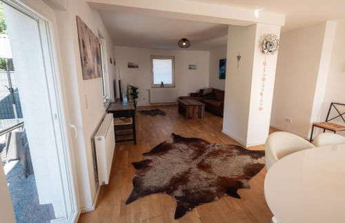 Wohlfühloase - Moderne Ferienwohnung mit großem eingezäuntem Garten in Alleinlage an Feld & Wald, Natur pur trifft auf Komfort, Wellness und gute Erholung - Foto 13