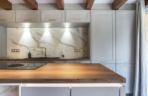 Résidence 90 m2 lumineuse - cour intérieure alsacienne, balcon & parking - Foto 6