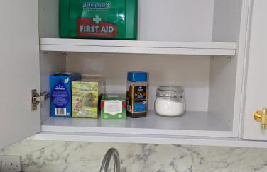 Fantastic 3-Bedroom House in Crawley - 10 mins from Gatwick - Foto 26