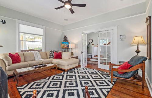 Historic Comfort l Walk to DNTN l Fire Pit - Foto 2