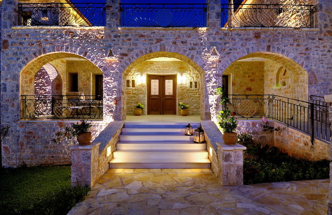 Byzantinon Hotel - Photo 29