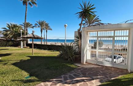 Playa y montaña 1ª linea Piscina Parking AC - Foto 63