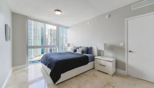 Wonderful 2 BR Condo Icon Brickell With Pool - Foto 2