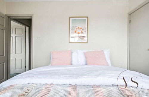 Spacious 6BR Villa in 32 Le More Birmingham with 7 Beds and Free Onsite Parking - Foto 42