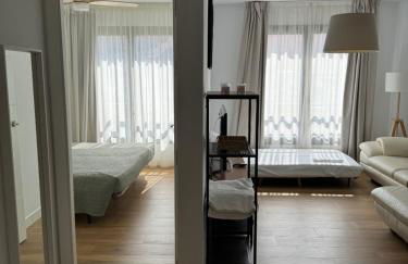 Plaza Victoria Apartments - Photo 7