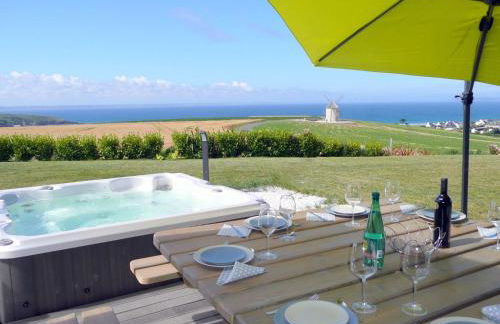 Villa in Telgruc-sur-Mer with Sea Views & Jacuzzi - Foto 2