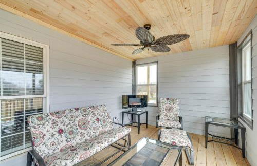 Deer Lake Lodge on 700 Wooded Acres in Dayton! - Foto 29