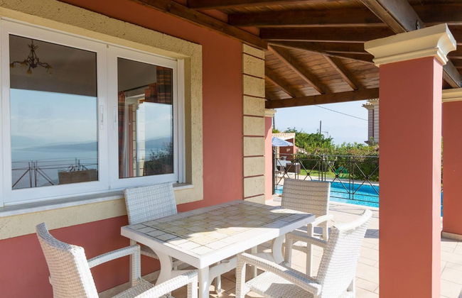 Villa Eleni Agios Stephanos - Foto 10