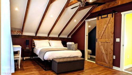 Walkable Elmwood Cottage, No Chores 2Bath 2BR 2Car - Foto 1, Shower