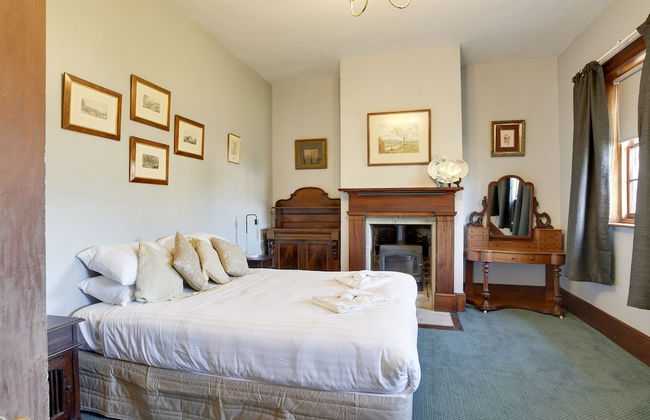 White's Corner - Photo 3