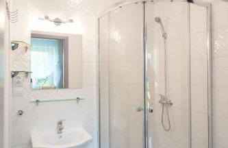 pokoje wypoczynkowe "Róża" - Foto 29