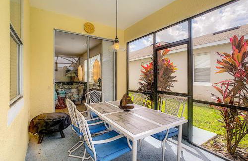 GREAT VALUE! - private pool. Disney Area 4/4 - Foto 8