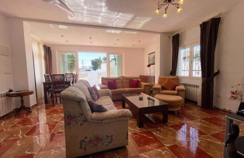 Traditional Villa with Private Pool SM591 - Foto 4