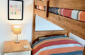 Bay View, Sleeps 18, 7 Bedrooms, 7 Bathrooms, Seafront, Criccieth - Foto 46