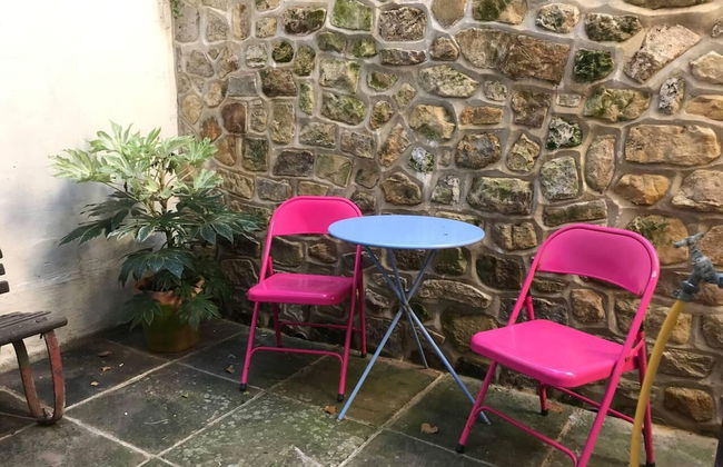 Beachfront Apartment With Woodburner & Courtyard - Photo 9