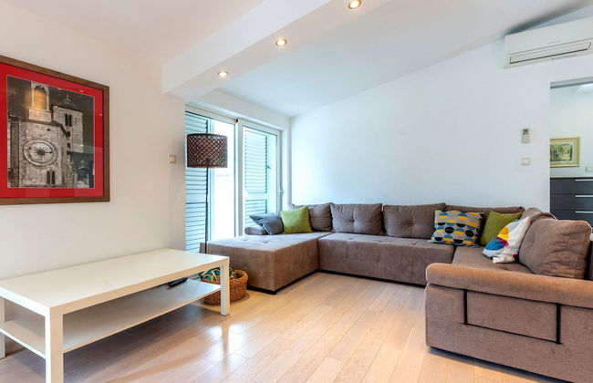 Serene Rural Villa With Pool, Sun Deck, and Children's Play Area - Foto 21