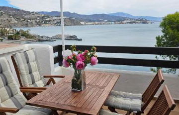 MARINA BEACH FRONT - Photo 7