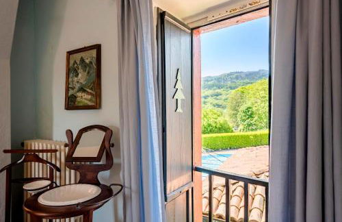 La Lanterna Swimming Pool Retreat - Happy Rentals - Foto 25