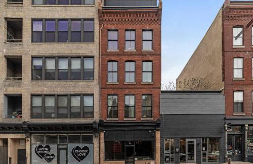 SLEEP 8 Outdoor Patio-Old City- 2 NEW Townhouses - Foto 14