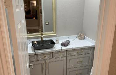 Riverside Views & Pool Retreat - Foto 61