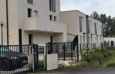 Maison de rêve à Valras Plage pour 8 personnes idéale pour les familles à 10 minutes de la mer avec jardin terrasse climatisation wifi et deux parkings - Foto 3