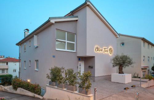 Olive Tree Apartments - Photo 44