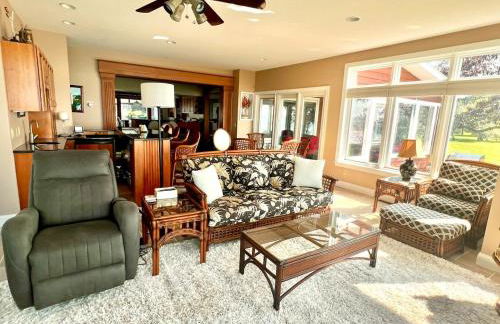 Private Beach Pool Table HUGE views gas grill - Foto 38