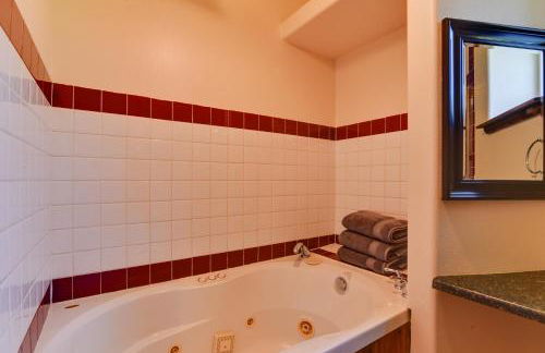 Legacy Mountain Lodge on 40-Acre Ranch with Views! - Foto 19