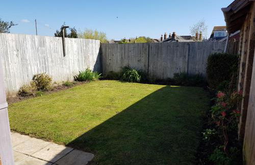 3 Bedroom house - Sandown - Photo 17