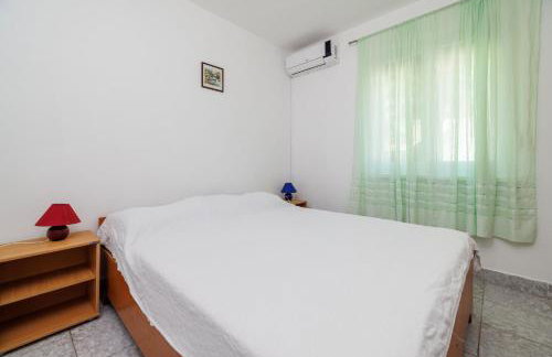 Apartment Irmica - Photo 15