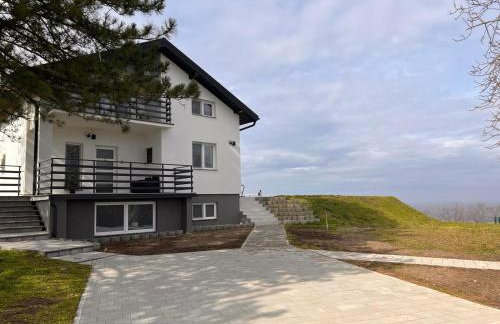 Eagle's View Villa - Photo 2