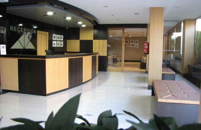 Maritimo Ris Apartamentos - Photo 8