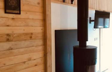 Chalet au milieu de la forêt avec lac à proximité - Foto 15