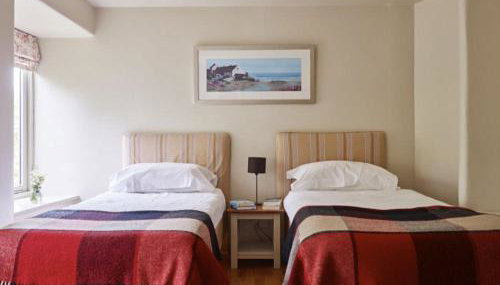 Yennadon Barn - Photo 5