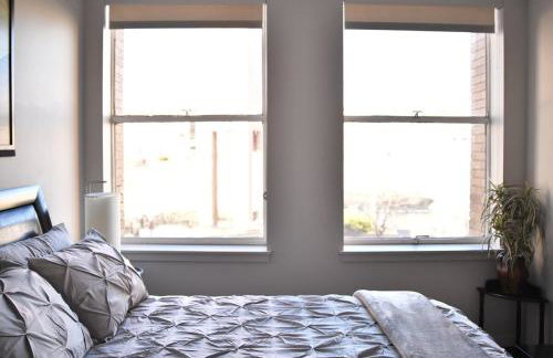 Downtown Aurora River Facing Gem - Foto 12