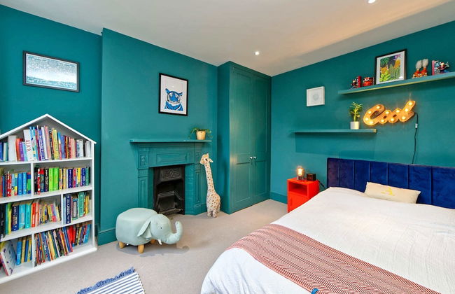 4 Bedroom House, Barnes - Foto 18