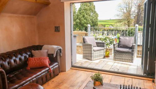 Becket's Barn - Photo 5