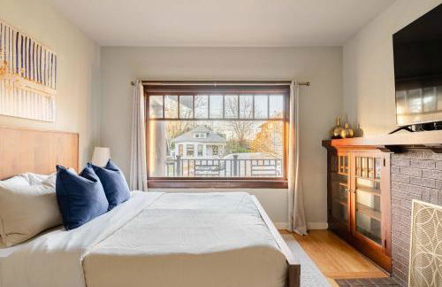 Stay Portland - Well-Preserved Quintessential 1922 Craftsman - Photo 21