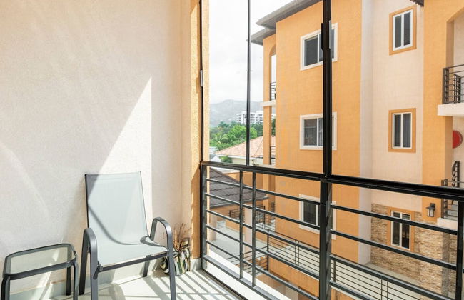 Luxury Living Modern & Contemporary Home With Brand New Pool in Manor Park - Foto 16