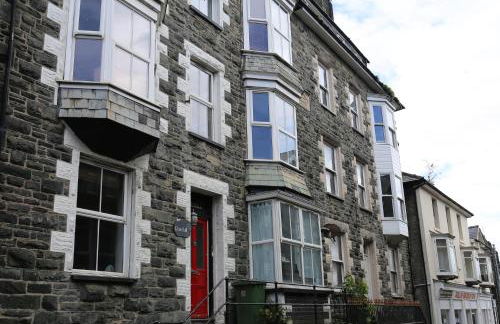 Central Barmouth Town House - Near Beach - Sleeps up to 16! - Foto 1