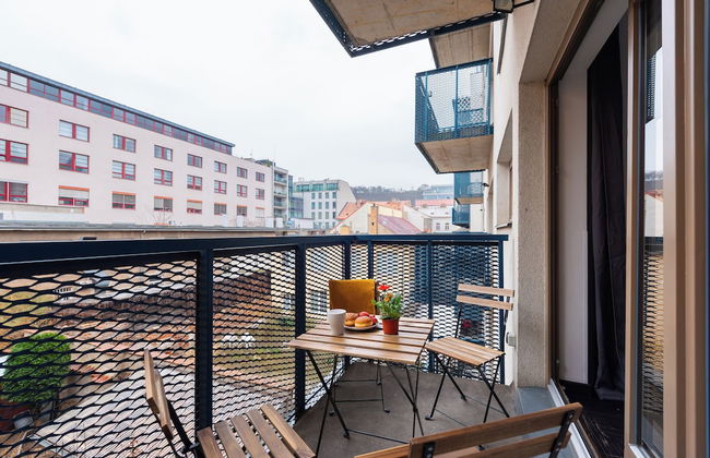 Stylish 3-bedroom apartment with balcony - Photo 15