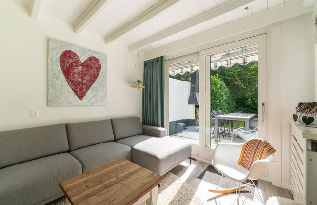 Holiday Home in Reutum With Pond and Trails - Photo 11